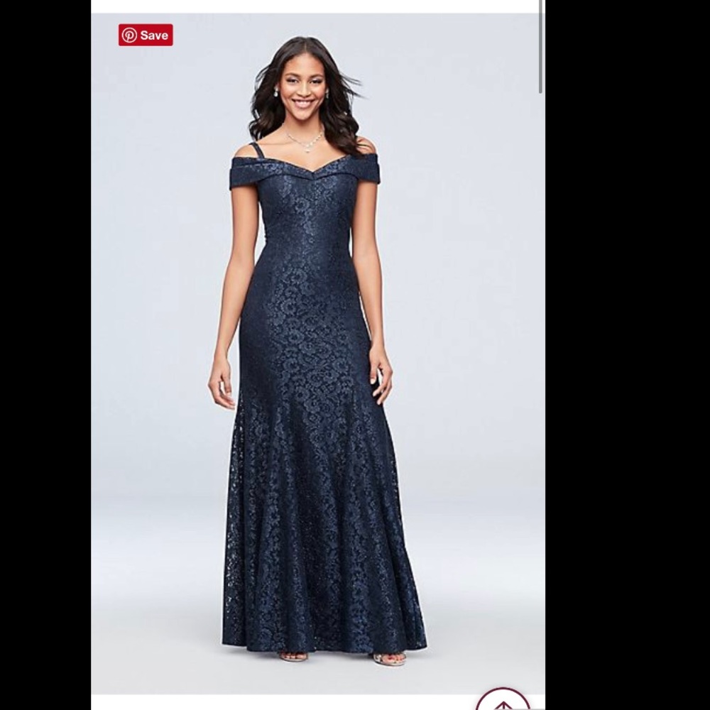 ✨HOST PICK✨ David’s Bridal Glitter Lace Evening Gown Mermaid Dress 👗